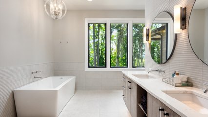 Retraités, bénéficierez-vous de cette nouvelle aide pour rénover votre salle de bain ?