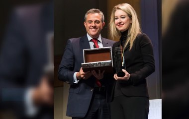 Elizabeth Holmes : celle qui a escroqué la Silicon Valley