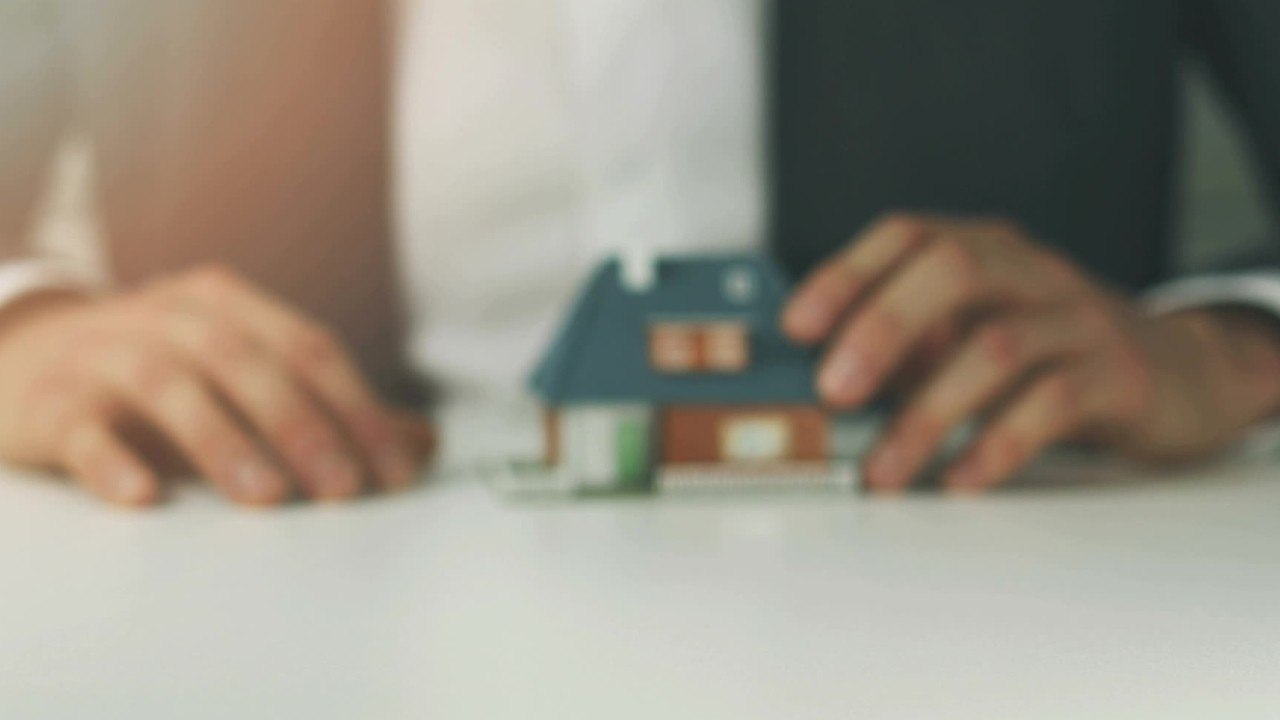 Crédit immobilier : la baisse des taux devrait...