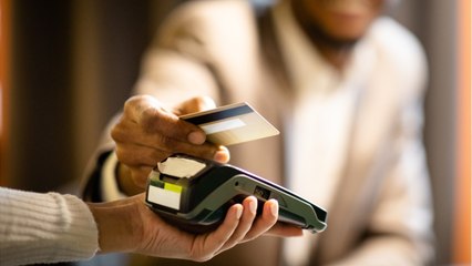 Quelles sont les caractéristiques de la carte Visa Premier ?