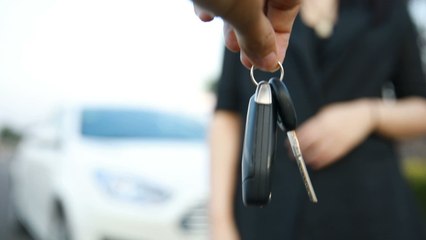 Un vendeur de voitures soupçonné de 10 millions d’euros de fraude à la TVA