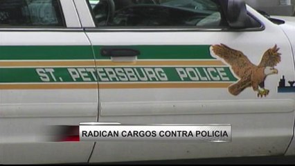 Acusan a oficial de St. Petersburg