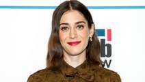 Lizzy Caplan Cast in 'Fleishman Is in Trouble' at FX on Hulu | THR News