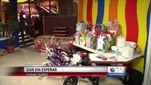 Niños reciben  un adelanto de la navidad de la organización 