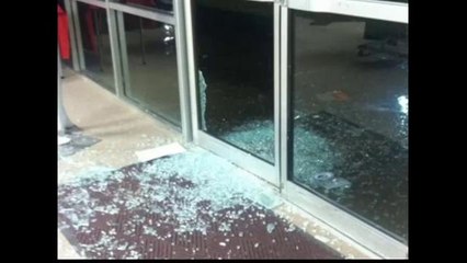 Investigan robo en tienda