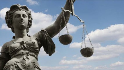 Abus de biens sociaux : l’ex-Grande Gueule de RMC et député Karim Zéribi condamné