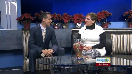 ES DEL QUE COMPRA EL CARIÑO CON REGALOS?