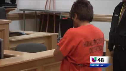 Una Mujer Amenaza a Oficiales Para que Terminen con su Vida