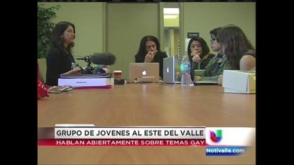 Jovenes habren líneas de comunicación sobre la homosexualidad