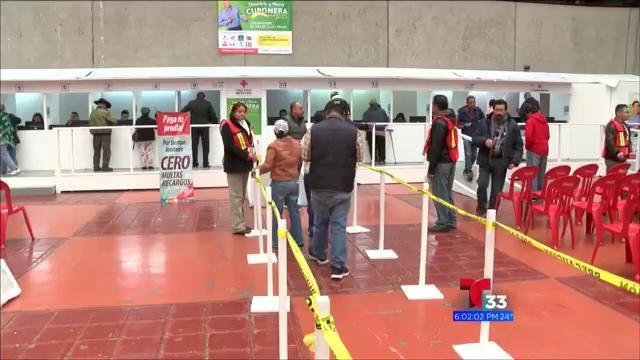 Ciudadanos aprovechan incentivos y pocas filas para realizar pagos