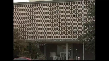 Casa de Cortes del Condado Ector infringe la ley para personas con discapacidades