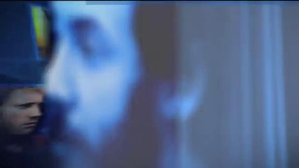 Víctima de Holmes saca provecho de sus heridas