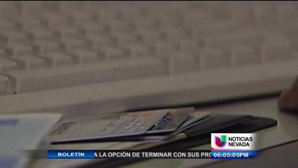 Cuidado cuando hace pagos con tarjetas de débito ya podría tratarse de una estafa