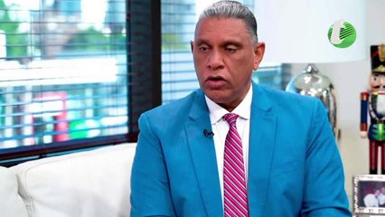 PERIODISTA ORLANDO REYES ACABA CON FUNCIONARIOS DEL GOBIERNO PRM