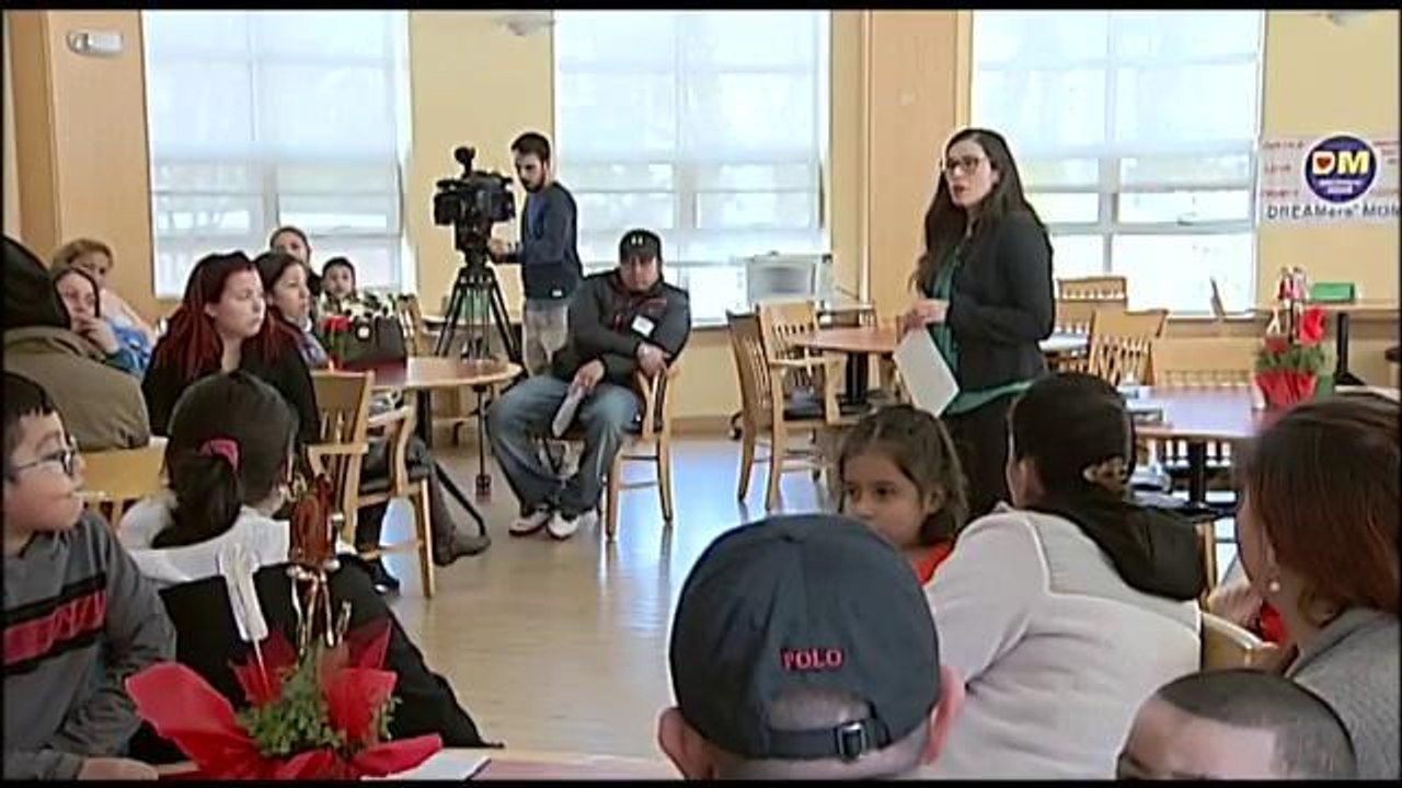 Noticias Fin de Semana 11 pm - Foro Acción Ejecutiva DACA y DAPA