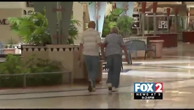 Put the Soda Down! Soft Drinks Linked to \'Belly Fat\' in Adults