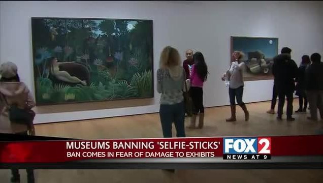 Museums Banning \'Selfie-Sticks\'