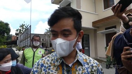 Gibran Beri Sanksi Guru Pelanggar Prokes di SD Nusukan Barat 113
