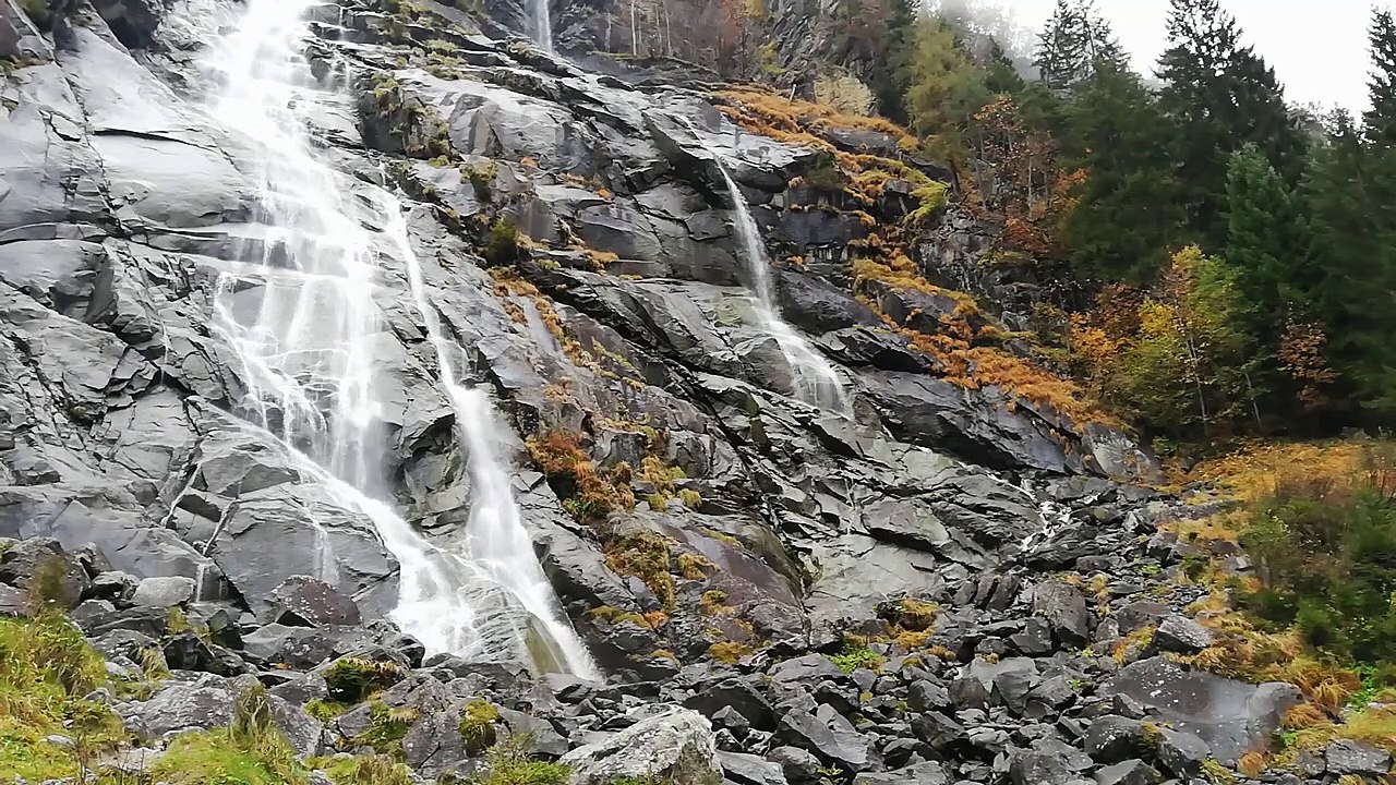 Asmr/environmental and nature sounds to relax (waterfall 2)/Asmr sonidos ambientales y de la naturaleza para relajarte (cascada 2)