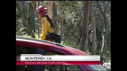 Combaten incendio en Monterey