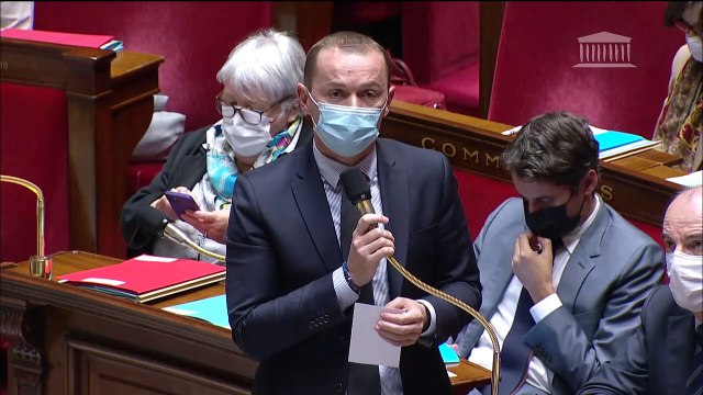 1ère séance : Questions au Gouvernement ; Loi de finances pour 2022 (vote solennel) ; Lutte contre la maltraitance animale (CMP) ; Valoriser le volontariat des sapeurs-pompiers (CMP) - Mardi 16 novembre 2021