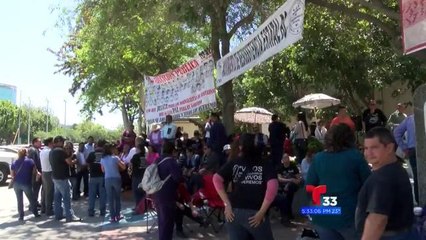 Continúa paro laboral de maestros en Baja California