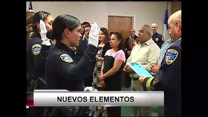 Se graduan cadetes de policía  de la Costa Central