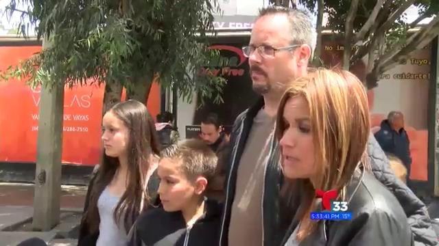 Familias que buscan asilo en Estados Unidos piensan en demanda colectiva