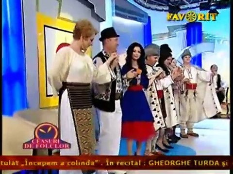 Elisabeta Turcu - La multi ani cu sanatate (Ceasuri de folclor - Favorit TV - 10.12.2015)