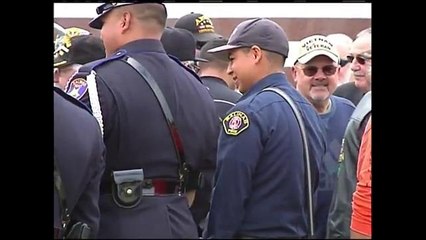 Rinden homenaje a bombero veterano de guerra