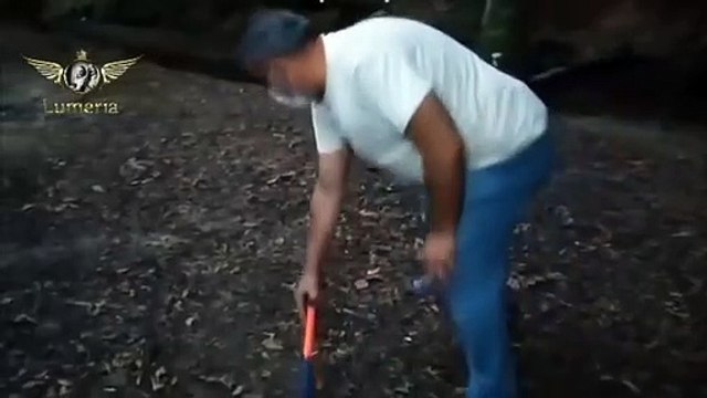 Define avcıları kazı yaparken dehşeti yaşadı! Topraktan kan fışkırdı