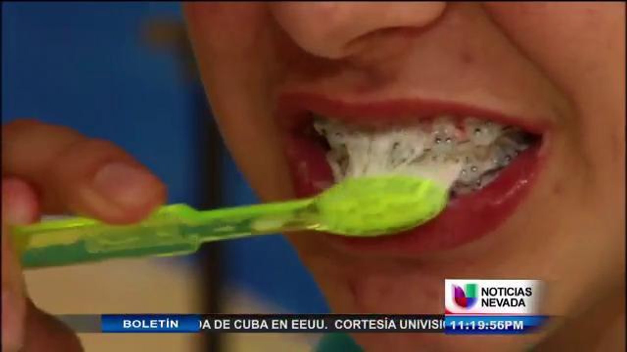Según un estudio, existe material fecal en los cepillos de dientes