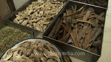 Elaichi and other spices, Khari Baoli street, old Delhi