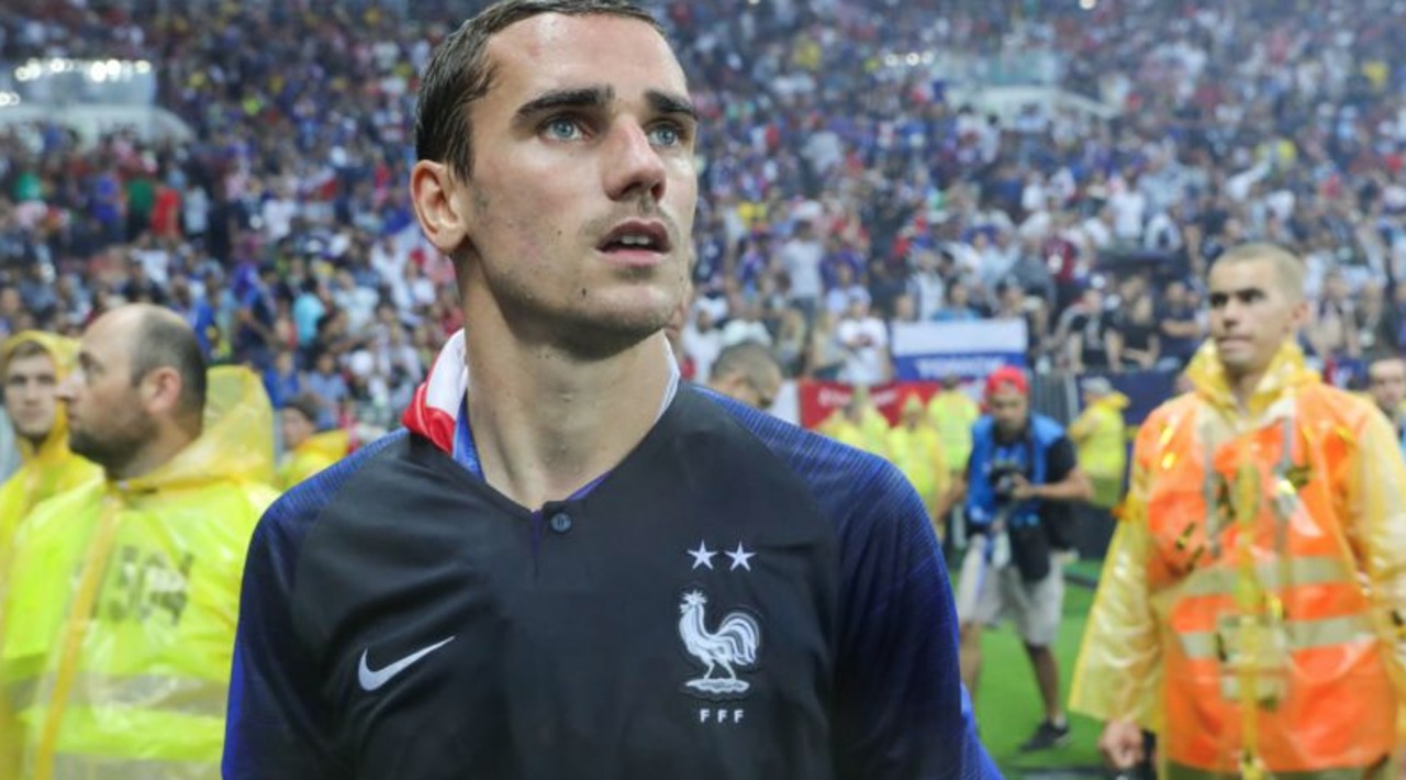 La France championne du monde : un maillot avec les deux étoiles