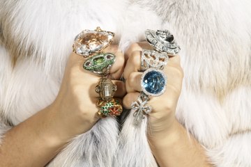 AMI - Les riches, les très riches, les hyper-riches - Juillet 2018