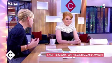 Sarah Ferguson est tombée sous le charme des chroniqueurs de "C à Vous".