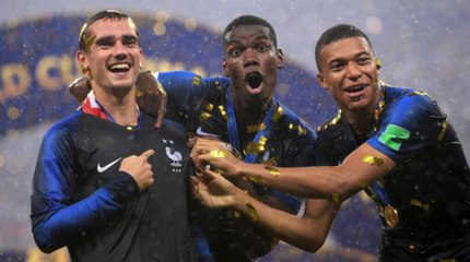 Le nouveau maillot Nike 2 étoiles de l’équipe de France déjà en vente...sur Le Bon Coin et eBay