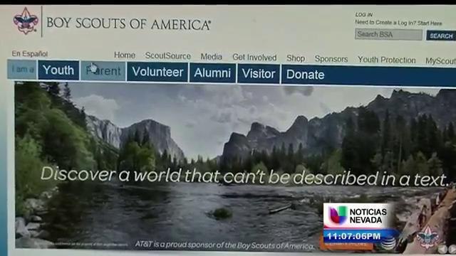 Boy Scouts of America podría eliminar prohibición de líderes gay