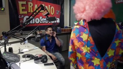 Regulo Caro contra Los Payasos