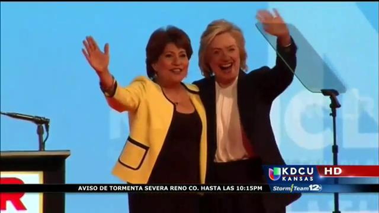 Candidata presidencial Hillary Clinton visita Kansas City