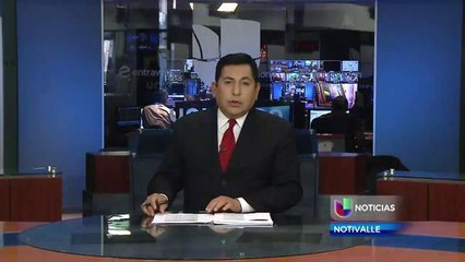 Hombre trata de escapar de policia