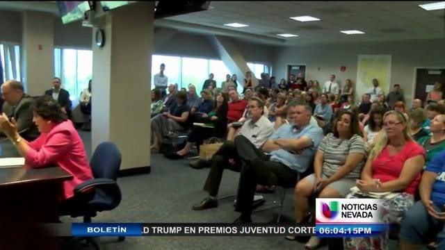Se acalora Debate sobre Fondos para Estudiantes