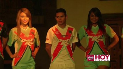 Los Bravos del FC Juárez presentan sus uniformes para el Apertura 2015