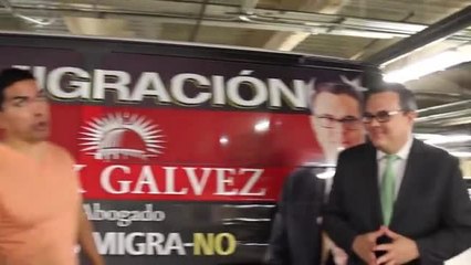 Piolin y El PioliMovil de Inmigración