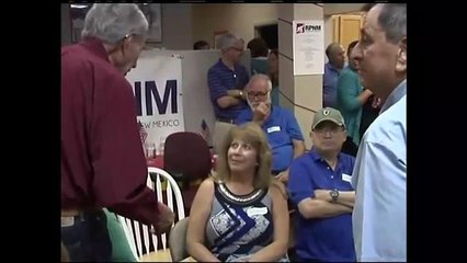 Representantes del partido republicano de Nuevo México siguen el debate