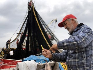ZONGULDAK'TA BALIKÇILARIN UMUDU MEZGİT VE ÇİNEKOP