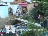 #NacionalesTN / Moradores del sector Villa María, en Pantoja, se quejan de la contaminación y el mal olor, que produce una cañada