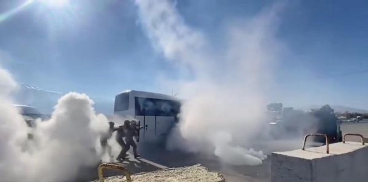 ERZİNCAN'DA MİDİBÜSTE REHİNE KURTARMA TATBİKATI