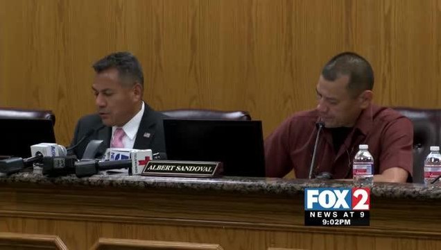 Donna Superintendent Keeps Job after Board Members Fail to Agree on Termination