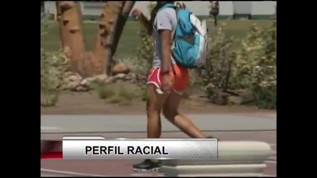 Firma legislación sobre perfiles raciales